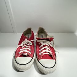 Converse All Star Chuck Taylor OX Mens Shoes 7 Womens 9 Low Top Sneakers Red Fair condition 