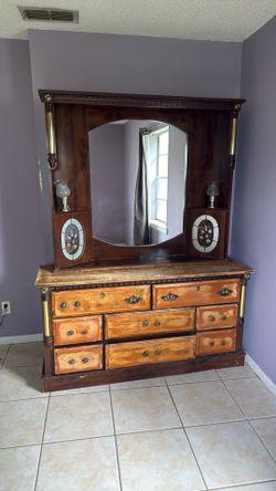 Dresser