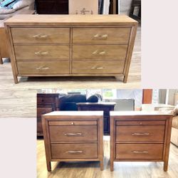 Havertys Bedroom Set - Dresser & 2 night stands OBO