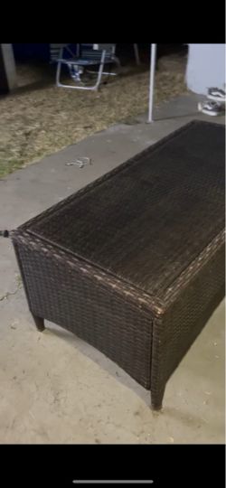 Large Wicker Storage Ottoman / Patio Storage Chest