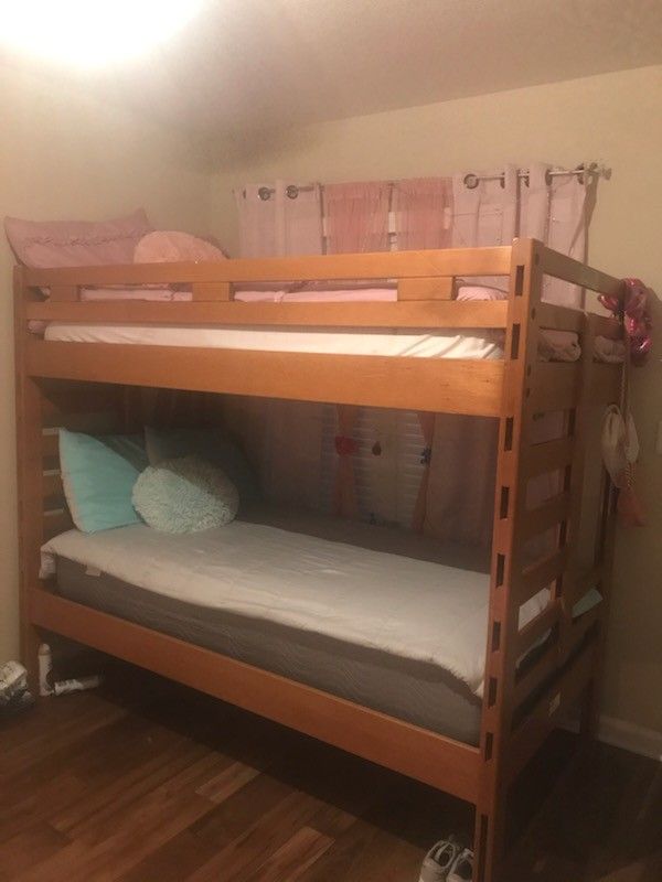 Bunk bed set