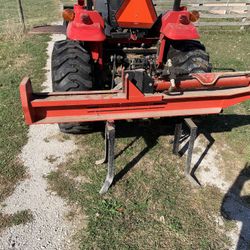 Hydraulic 3 Point Wood Splinter