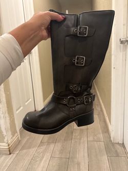 Brown boots