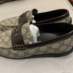 Gucci Loafers 9.5