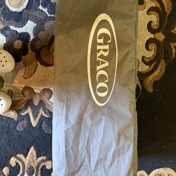 Graco pack and play