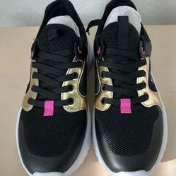 Sports Illustrated Size 9.5M