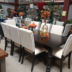 Elegant Dining Room Table Set