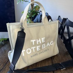 Marc Jacob’s Authentic Tote Bag