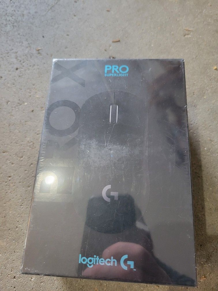 Logitech G PRO X Superlight Wireless Gaming Mouse