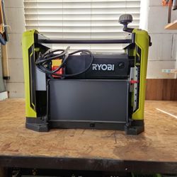 Ryobi THICKNESS PLANER 