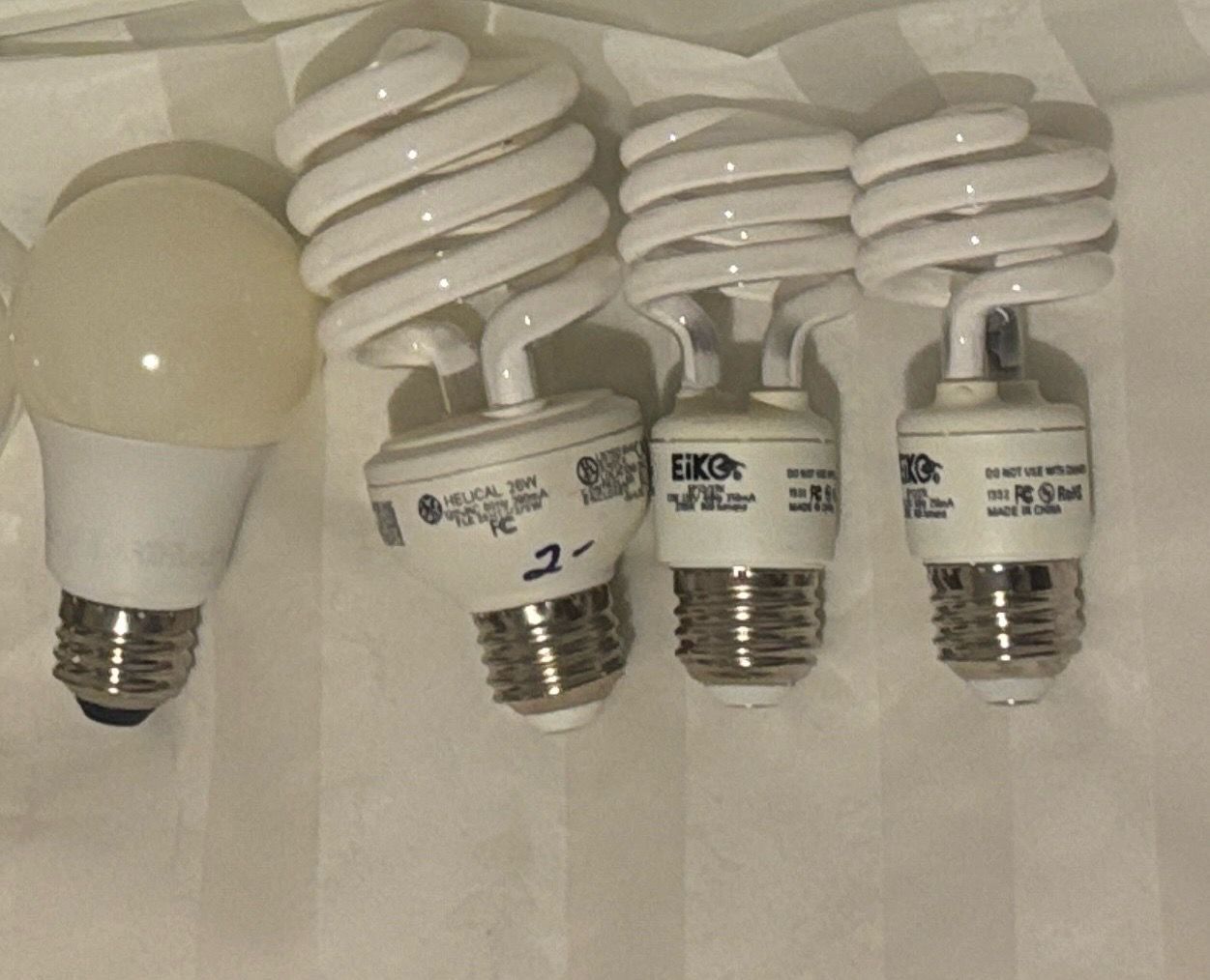 Variety Higher Efficiency Lightbulbs (4pk)