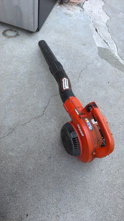 Echo blower gas
