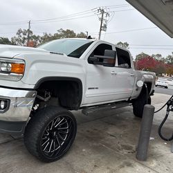 2018 GMC Sierra 2500