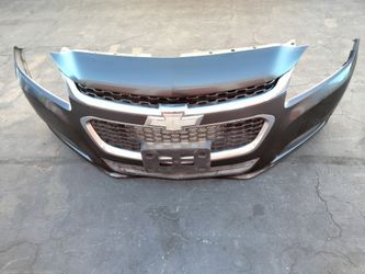 2013-2015 Chevrolet Malibu front bumper with all the accessories OEM.