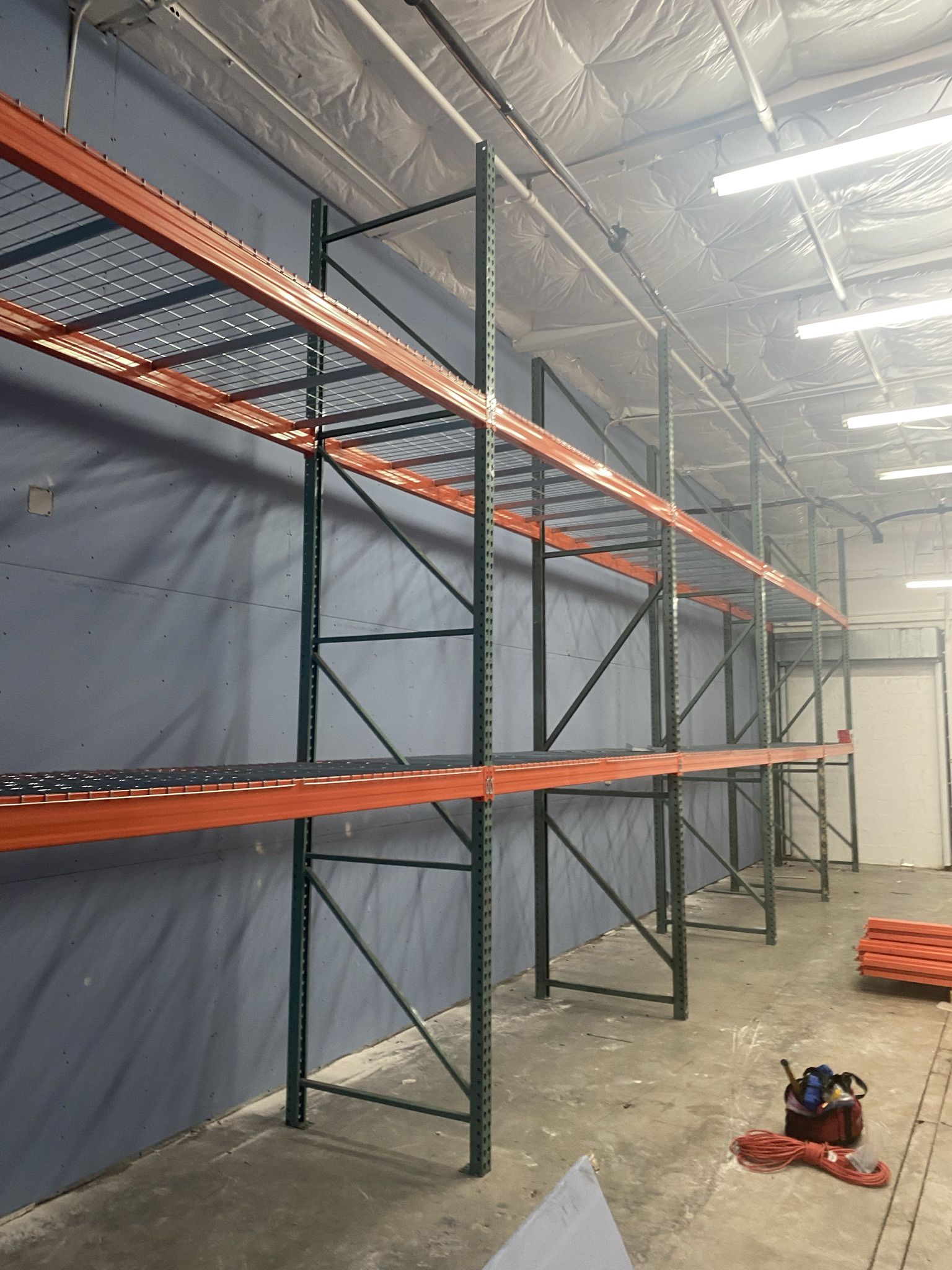 PALLET RACKS POSITION NEW AND USED CONDITION