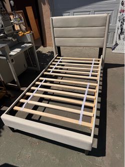 Tween bed frame, beige Base de cama individual