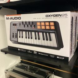 MIDI Controller mAudio 