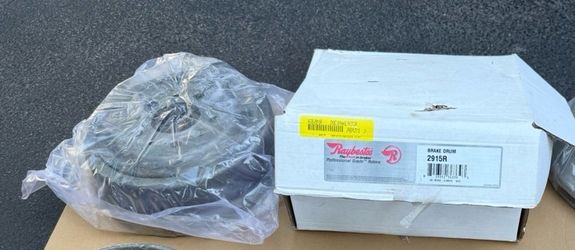 NEW Raybestos Professional Grade Brake Drums – Part #2915R (Pair)