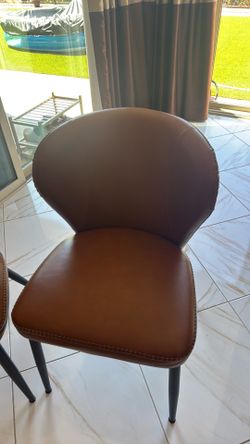 Set of 2 Modern Faux Leather Dining Chairs – Cognac Brown –