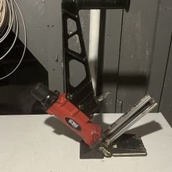 Hardwood Floor Installation Nailer