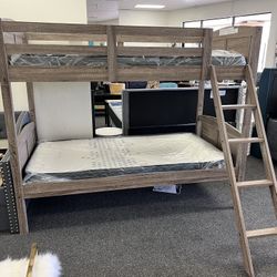 Twin Bunk Bed With Mattresses 
