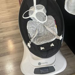 4 mams Baby Swing