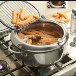 Ollla De 9 Qt  Para Churros Nueva En Su Caja 