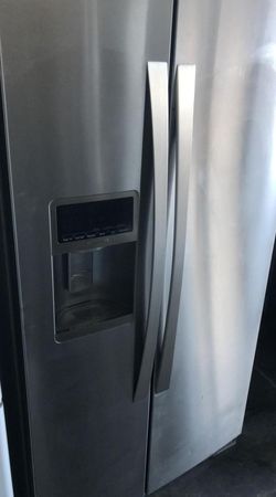 Samsung Side-by-Side Stainless Steel Refrigerator Fridge
