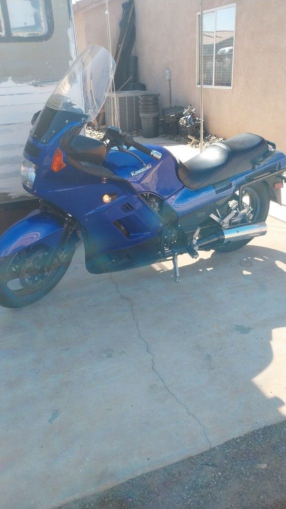 2001 Kavasaki Contour 1000