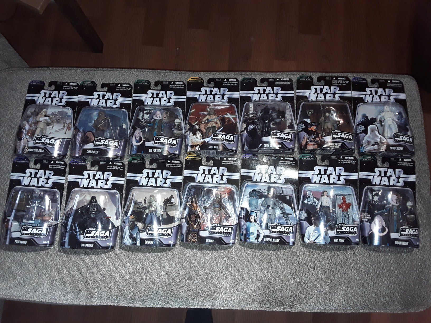 Box of 26 Famous Star Wars Collectibles/Toys