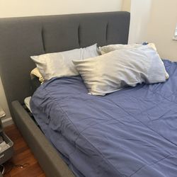 Bed frame & Headboard