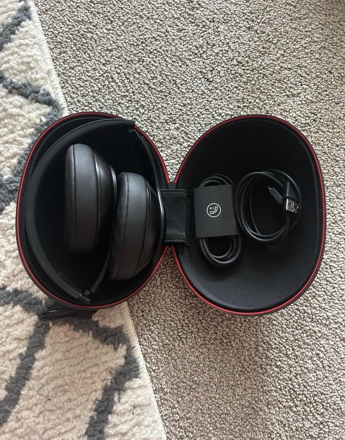 Beats Studio 3 Black Version