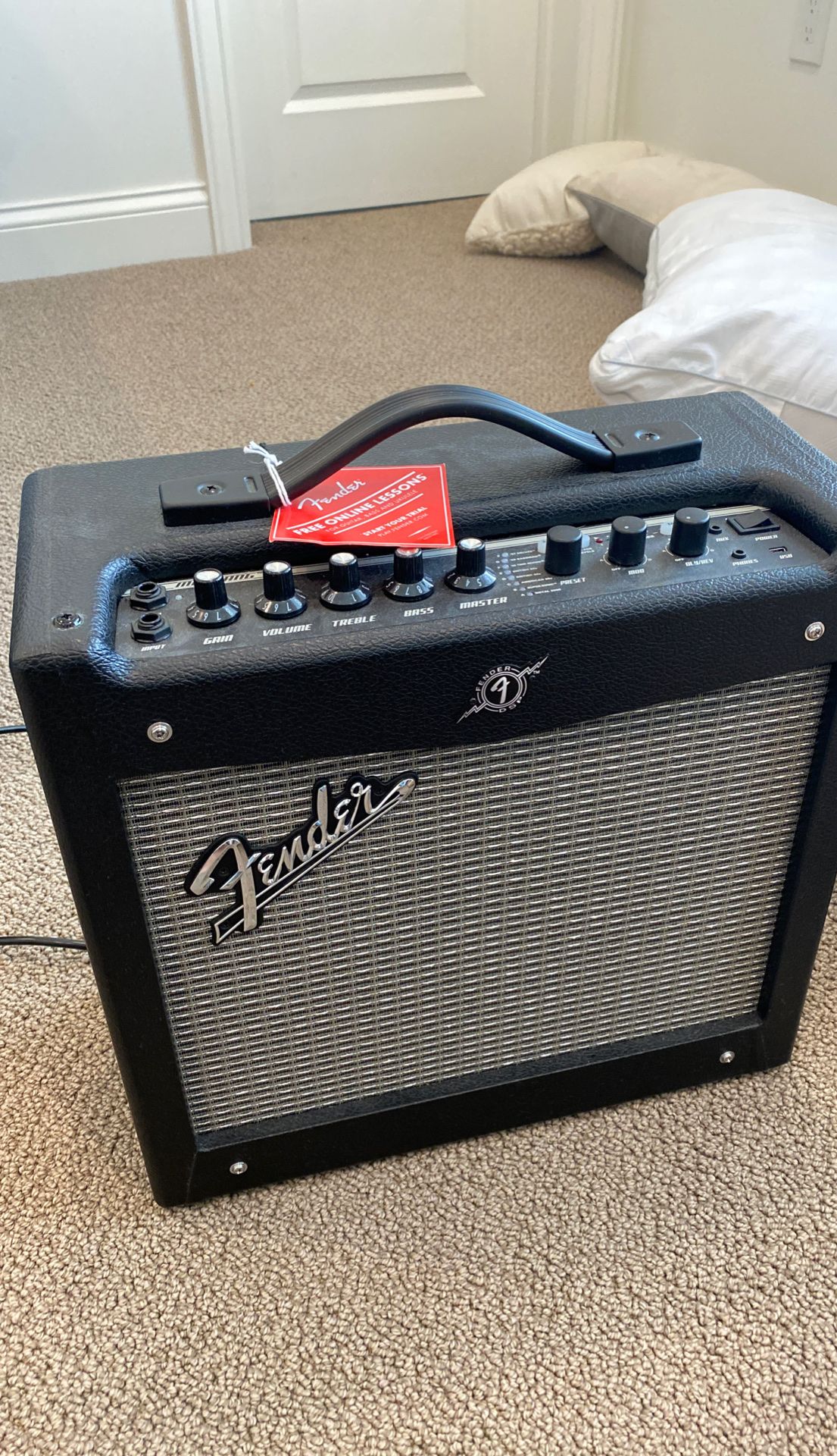 A History of the Fender Twin Amplifier | Fender Guitars FENDER Amplifier