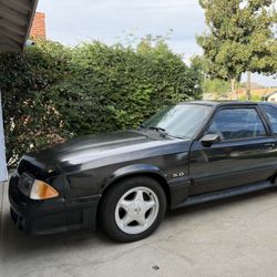 1990 Ford Mustang