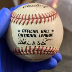 Vintage Rawlings Official National League Baseball (1989–94) – Signed