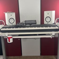 Studio Monitors- Yamaha HS7 Pair (White)