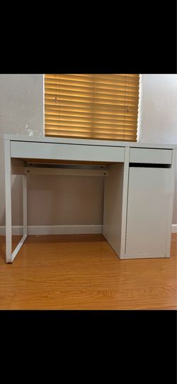 IKEA desks table
