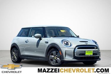 2023 Mini SE Hardtop