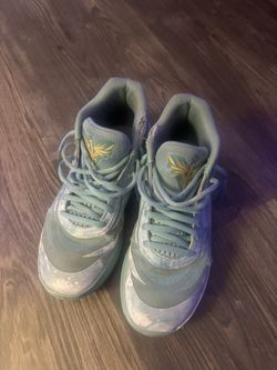 lamelo ball 02, not the best condition