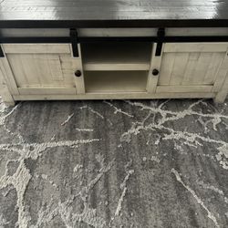 Sofa’s with Side Tables