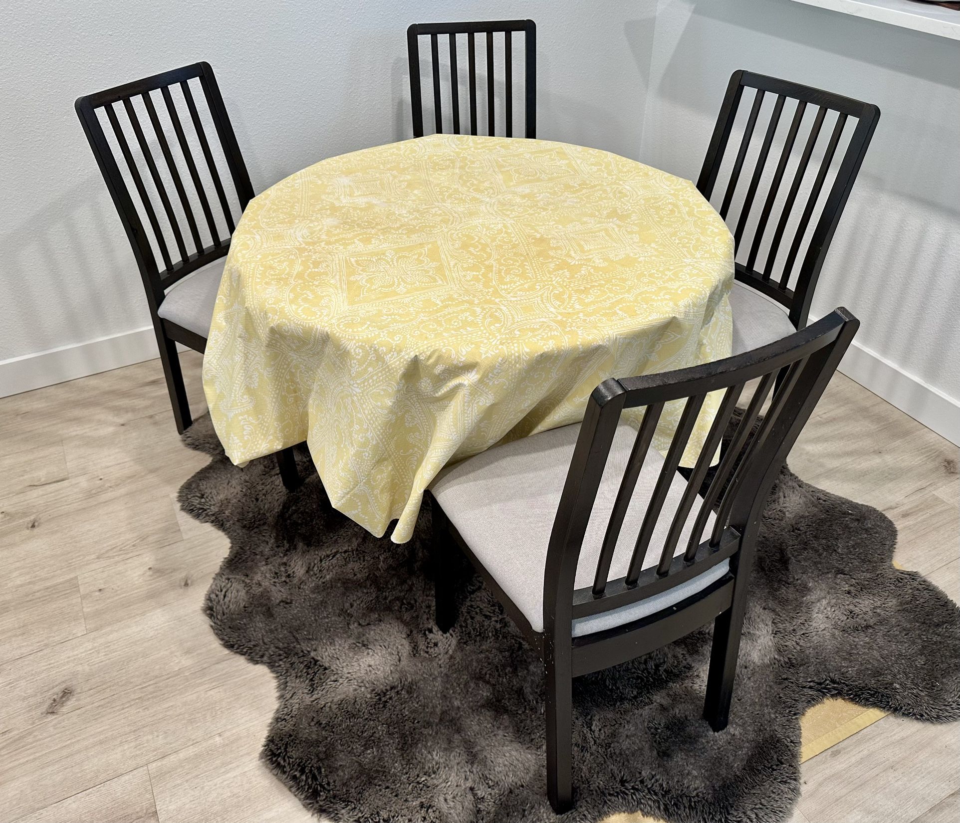 Dining Table Set