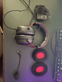 HyperX Cloud Gaming Headset with Accessories