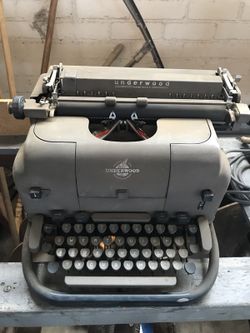 Original Antique Underwood Typewriter