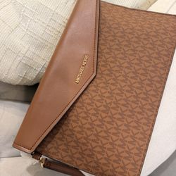 Michael Kors Wallet Purse 