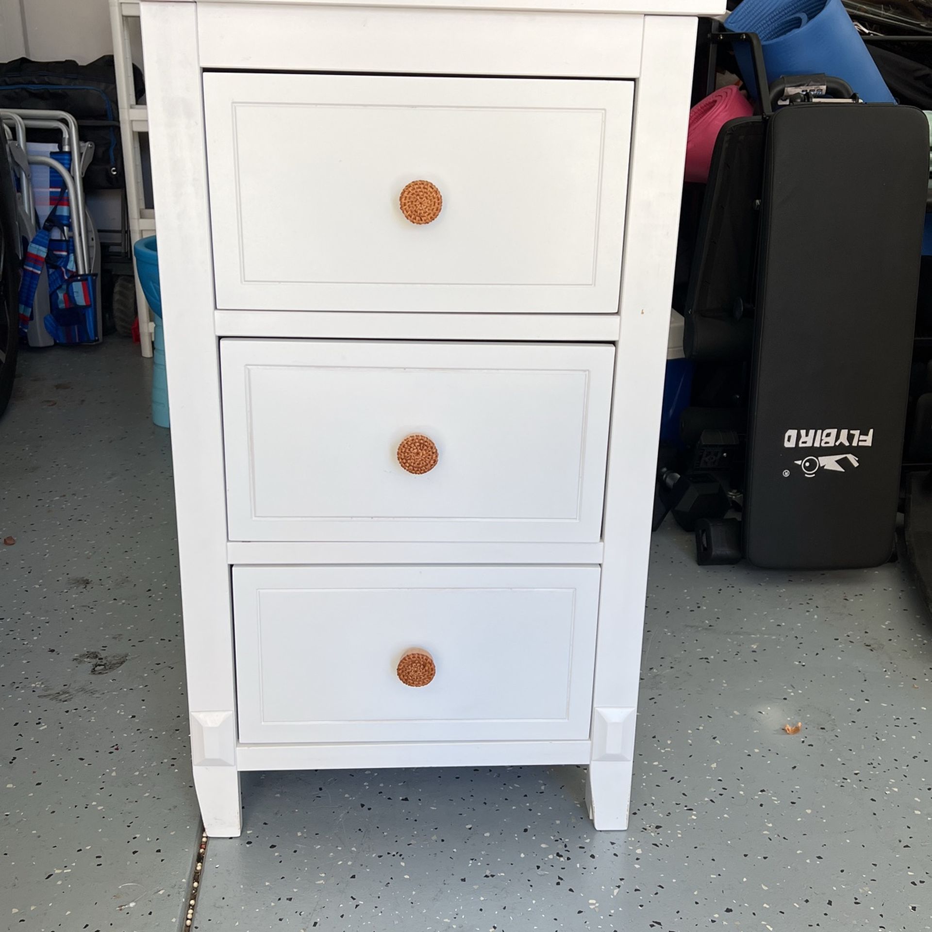 3 Drawers