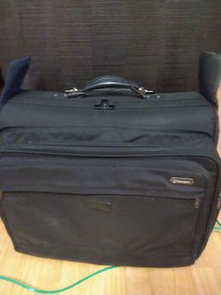Travelpro and other luggage read ad