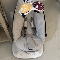 4moms Mamaroo Baby Swing