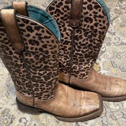 Womens Ariat Boots Size 8.5