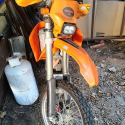 Ktm 525 2005