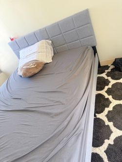 (No mattress) Gray Upholstered Bed Frame with Headboard